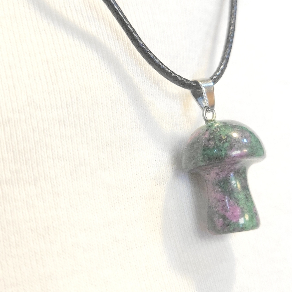 Natural Ruby Zoisite 1/2" Mushroom Crystal Pendant Necklace - Picture 3 of 5